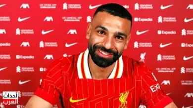 محمد صلاح يجدد عقده مع ليفربول حتى 2027: نجم «الريدز» يختار البقاء رغم العروض والتجاذبات محمد صلاح يجدد عقده مع ليفربول حتى 2027: نجم «الريدز» يختار البقاء رغم العروض والتجاذبات