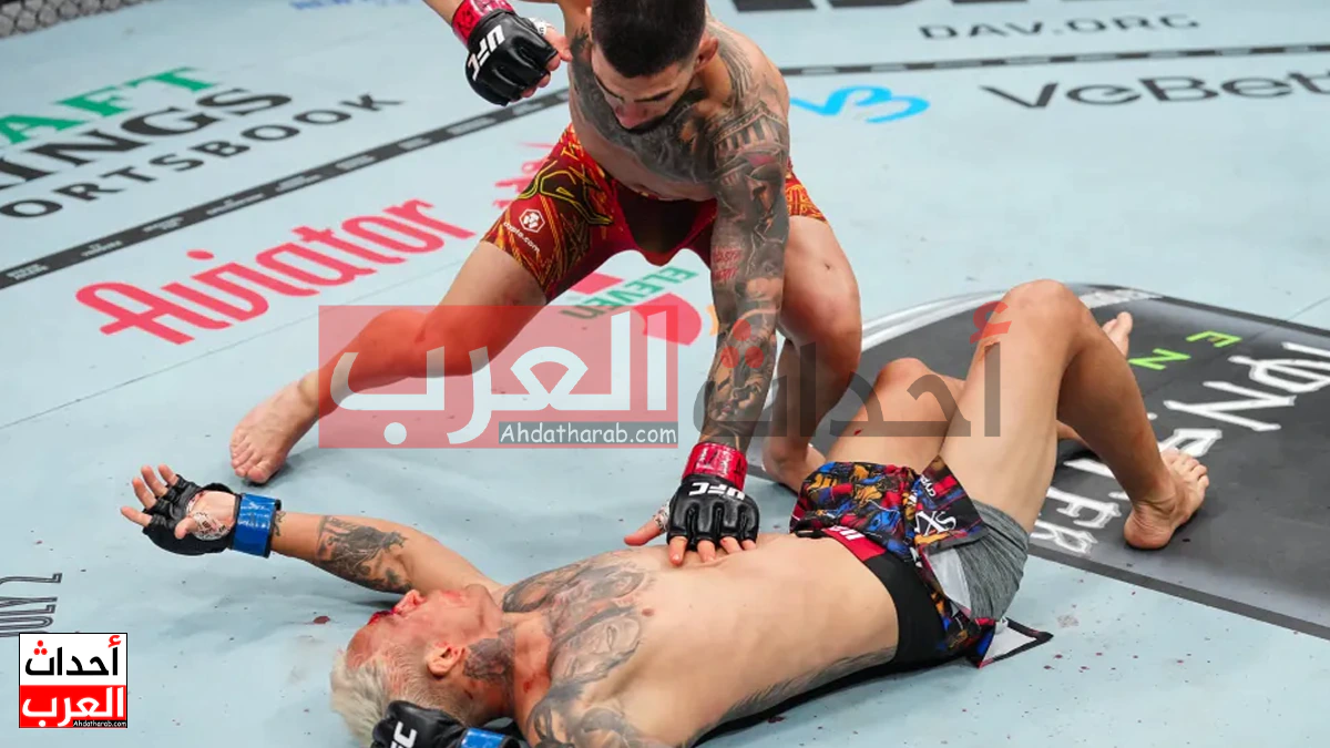 ضربة قاضية تحسم القمة.. إيليا توبوريا يُسقط أوليفيرا ويتوج بلقب الوزن الخفيف في UFC 317 تشارلز أوليفيرا ضد إيليا توبوريا